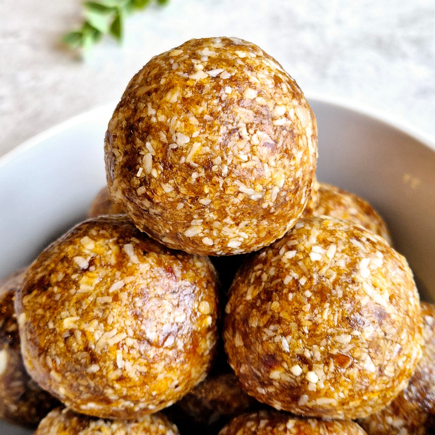 Nuts Free Protein Laddu